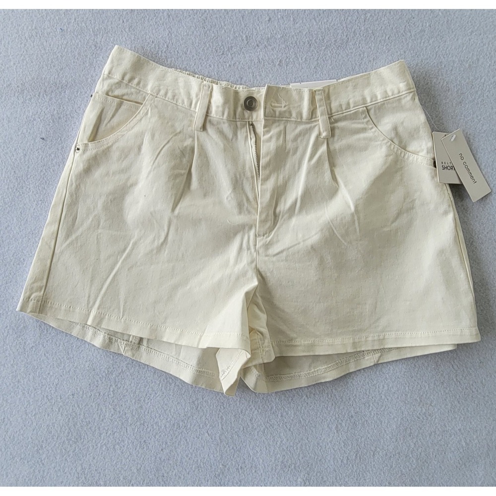 No Comment ‎ Shorts Womens Size L  White  NEW